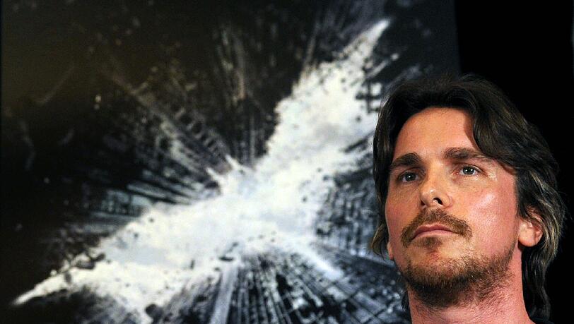 Oscar-Gewinner Christian Bale legt Batman-Maske endgültig ab. Oscar-Gewinner Christian Bale legt Batman-Maske endgültig ab.
