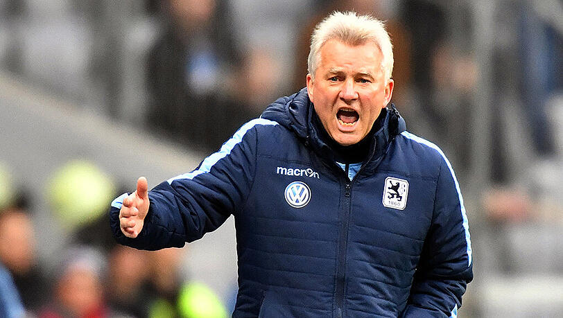 Nach nur einem halben Jahr ist für Trainer Benno Möhlmann Schluss beim TSV 1860 München. Nach nur einem halben Jahr ist für Trainer Benno Möhlmann Schluss beim TSV 1860 München.