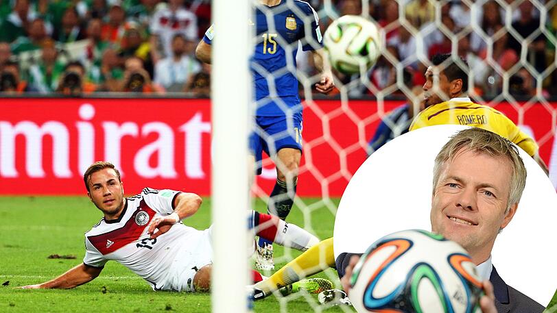 "Mach ihn! Mach ihn! Er macht ihn!", kommentiert Tom Bartels (Foto unten) den 1:0-Siegtreffer von Mario Götze in der Verlängerung beim Finale 2014 gegen Argentinien, der Deutschland den WM-Titel beschert.