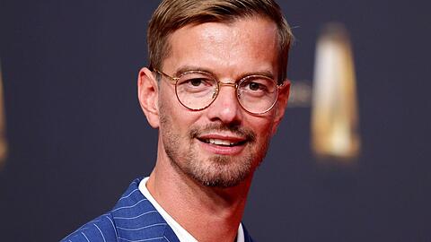 Joko Winterscheidt ist unter die Dokumentarfilmer gegangen.