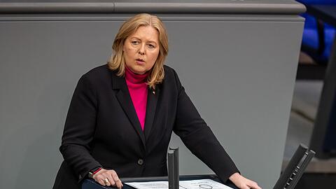 Bundesarbeitsministerin Bärbel Bas (SPD) verteidigt das Rentenpaket.