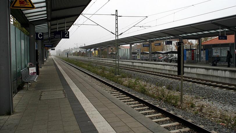 Hier passierte der Vorfall: Der S-Bahnhof Taufkirchen. (Archivbild)