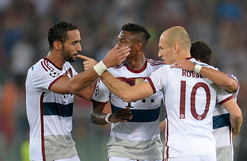 JUAN BERNAT NOTE 2
Wunderbare Flanke auf den Kopf von Lewandowski zum 3:0. Der Spanier hatte die linke Seite perfekt im Griff. Und diesen Zehner der Roma sowieso.