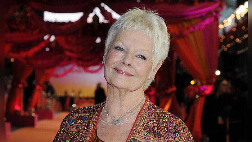 Dame Judi Dench lässt sich nicht die Lebensfreude nehmen.