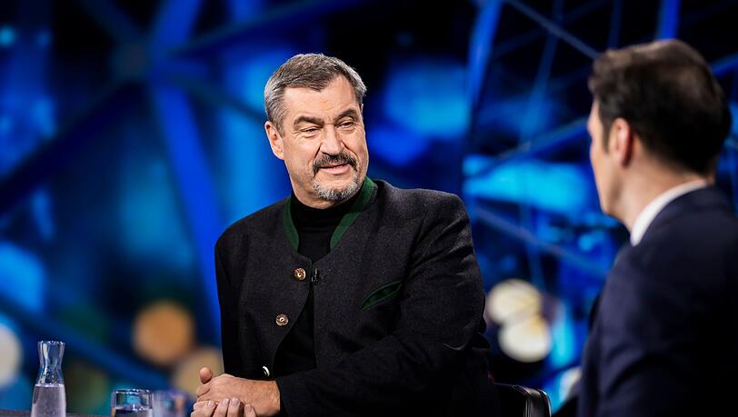 Markus Söder fordert eine weitere Korrektur der Verbrenner-Pläne der EU. Markus Söder fordert eine weitere Korrektur der Verbrenner-Pläne der EU.