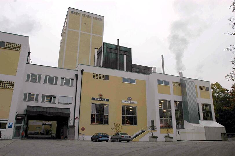 Das Sudhaus der Paulaner Brauerei in der Au 2002. Das Sudhaus der Paulaner Brauerei in der Au 2002.