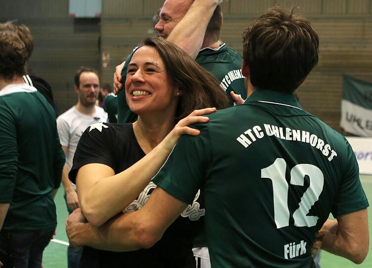 Tina Bachmann bejubelt den Meistertitel