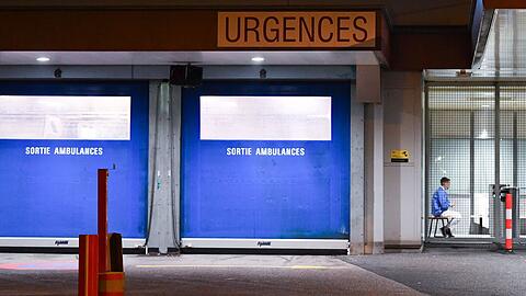 Per Hubschrauber wurden mehrere Verletzte in das Universit&auml;tsklinikum nach Lausanne (Schweiz) geflogen.