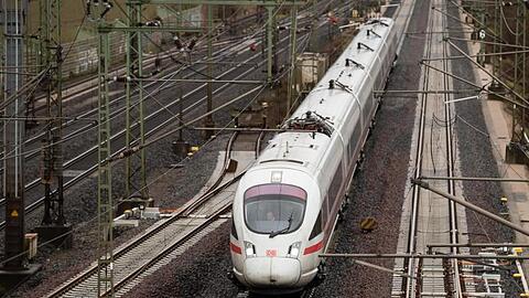 Die Bauarbeiten auf der ICE-Schnellfahrstrecke zwischen Göttingen und Hannover sind mit dem Fahrplanwechsel abgeschlossen.