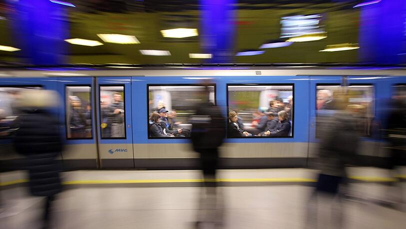 Die Münchner U-Bahn-Linie 6 soll über das Forschungszentrum Garching hinaus bis zum Flughafen verlängert werden, zumindest wenn es nach der CSU geht.