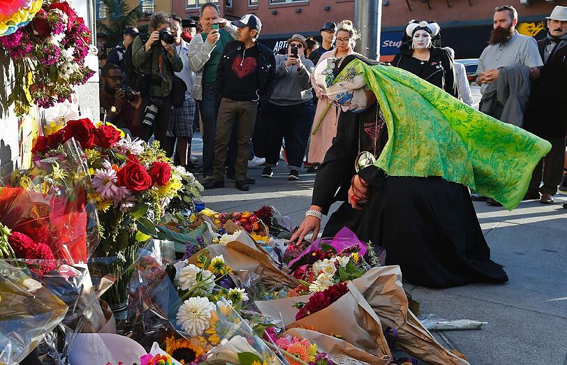 Die Menschen in Orlando trauern um die 50 Opfer des Terrorangriffs.