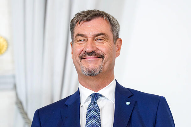 Ministerpräsident Markus Söder (CSU) lobt die LMU. Ministerpräsident Markus Söder (CSU) lobt die LMU.