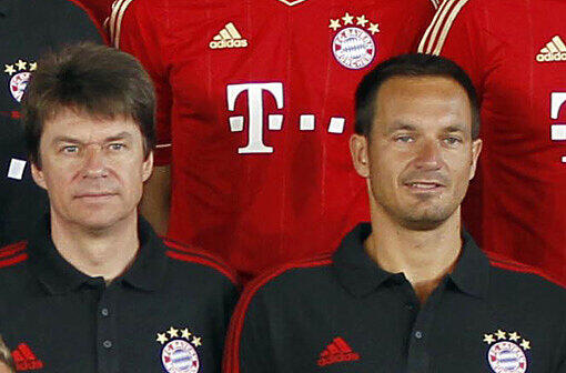 Das neue Team-Foto des FC Bayern: Wer lächelt am schönsten? Entscheiden Sie selbst - die Bilder