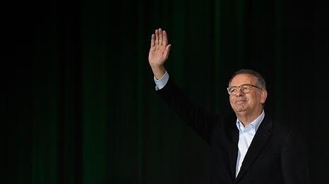 Der Sozialist Ant&oacute;nio Jos&eacute; Seguro hat die Stichwahl um das portugiesische Pr&auml;sidentenamt klar gewonnen. (Archivbild)