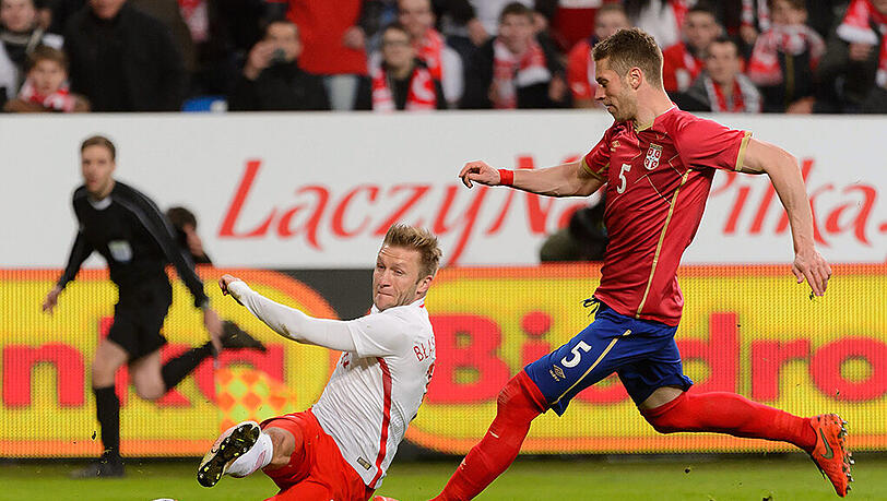 Polen schlägt Serbien. Jakub Blaszczykowski (l) machte den Unterschied. Polen schlägt Serbien. Jakub Blaszczykowski (l) machte den Unterschied.