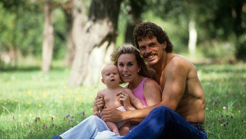 Jürgen Hingsen mit Ehefrau Jeanne Purcell und Tochter Jacquelin im Sommer 1987 Jürgen Hingsen mit Ehefrau Jeanne Purcell und Tochter Jacquelin im Sommer 1987
