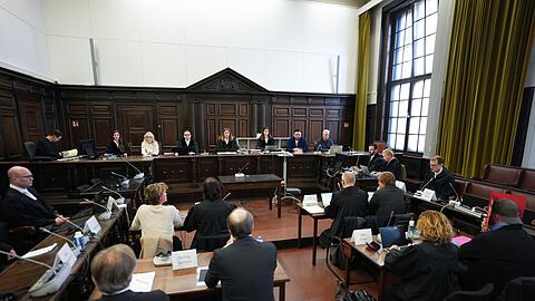 Im Prozess um die Entf&uuml;hrung der Block-Kinder gibt es neben Christina Block sechs weitere Angeklagte.