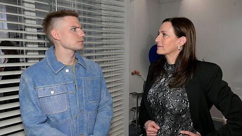 "GZSZ": Moritz (l.) wirft Katrin Kaltbl&uuml;tigkeit vor.