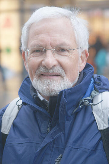 Wolfgang Krämer (63), Industriekaufmann: &bdquo;Durch die Katastrophe zeigt sich wieder mal das menschliche Versagen. Die alten Dinger müssen sofort vom Netz genommen werden. Wir sind letztes Jahr schon zu Ökostrom gewechselt.&ldquo;