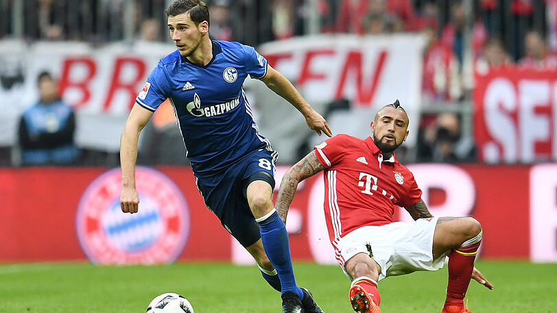 Leon Goretzka (FC Schalke 04): Manager Christian Heidel hat unmissverständlich klar gestellt, dass Leon Goretzka in der kommenden Saison für den FC Schalke spielen wird. Doch ein Wechsel wird weiterhin öffentlich diskutiert. Neben dem FC Bayern sollen mehrere Premier-League-Klubs Interesse bekundet haben. Tut sich da etwa doch noch etwas?
