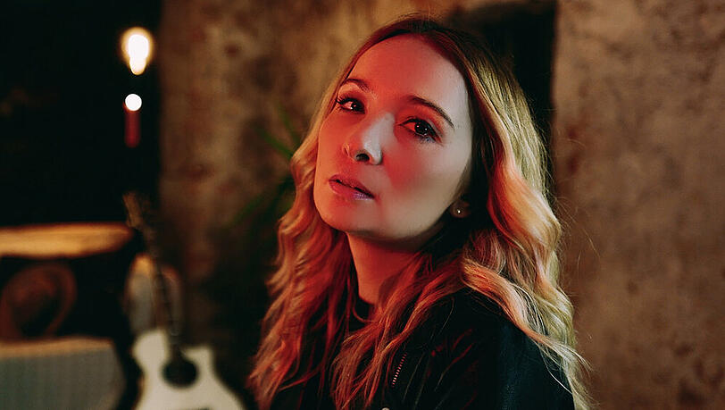 Julia Kautz veröffentlicht am 27. November ihre neue EP "Amnesie". Julia Kautz veröffentlicht am 27. November ihre neue EP "Amnesie".