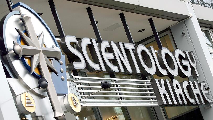 Scientology zählt laut Verfassungsschutz rund 1200 Mitglieder in Bayern. Scientology zählt laut Verfassungsschutz rund 1200 Mitglieder in Bayern.