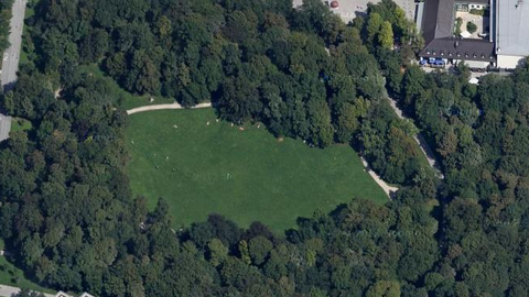 Der Bavariapark: Hier geschah die zweite Tat, die Polizei bittet um Zeugenhinweise. (Archivbild)