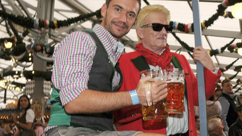 Der Moderator Florian Silbereisen (l) bei der Eröffnung des Oktoberfestes 2014 in München. Foto: Ursula Düren/Archiv Der Moderator Florian Silbereisen (l) bei der Eröffnung des Oktoberfestes 2014 in München. Foto: Ursula Düren/Archiv