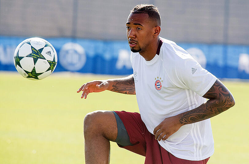Jerome Boateng kritisiert die Bedingungen in der Premier League.