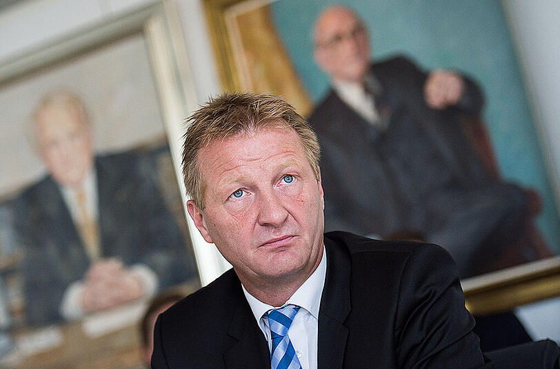 NRW-Innenminister Ralf Jäger fordert: der Bund müsse "finanzielle Verantwortung übernehmen und die Kommunen bei den Unterbringungskosten für Flüchtlinge entlasten".