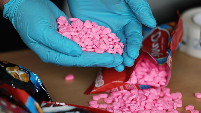 In Oberfranken sollen Drogen gezielt an Kinder und Jugendliche verkauft worden sein.