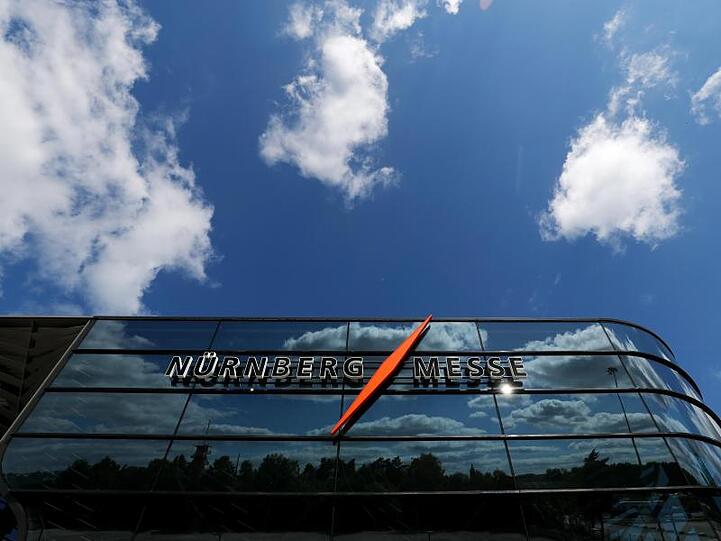 Ein Gebäude auf dem Gelände der Messe Nürnberg. Foto: Daniel Karmann/dpa/Symbolbild