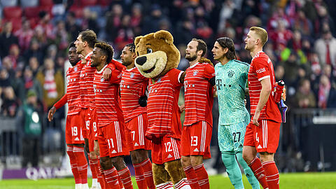 Die Bayern nach dem Spiel gegen Bochum. Schon am Dienstag geht es weiter mit dem Kracher gegen Paris Saint-Germain.