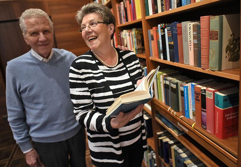 Rosemarie Huber und ihr Lebensgefährte Heinrich leben seit sechs Jahren in einer Seniorenresidenz.