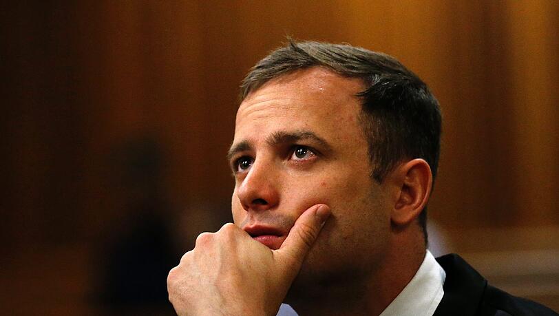 Oscar Pistorius könnte nach der Berufungsverhandlung zu mindestens 15 Jahren Haft verurteilt werden. Oscar Pistorius könnte nach der Berufungsverhandlung zu mindestens 15 Jahren Haft verurteilt werden.