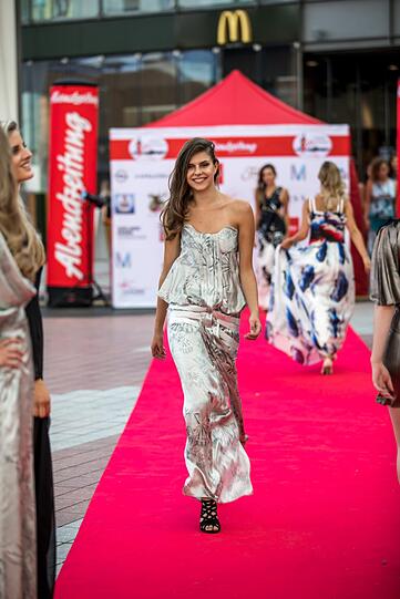 Schöne-Münchnerin-Finale 2018: Die Fotos von Kandidatin Nicola zum Durchklicken...