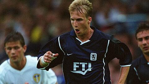 Der 9. August 2000: Sechzigs Daniel Bierofka im Spiel gegen Leeds United. Die Löwen verlieren knapp mit 1:2.