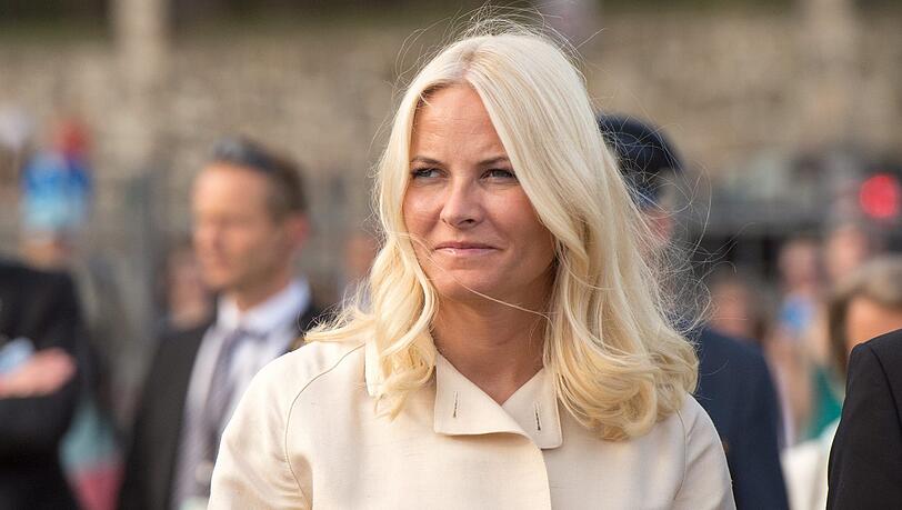 Der Stiefvater von Norwegens Kronprinzessin Mette-Marit ist verstorben. Der Stiefvater von Norwegens Kronprinzessin Mette-Marit ist verstorben.