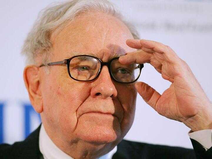Die Investmentgesellschaft von Warren Buffet, hier ein Archivbild, hat ein Problem: Wohin mit all dem Geld?