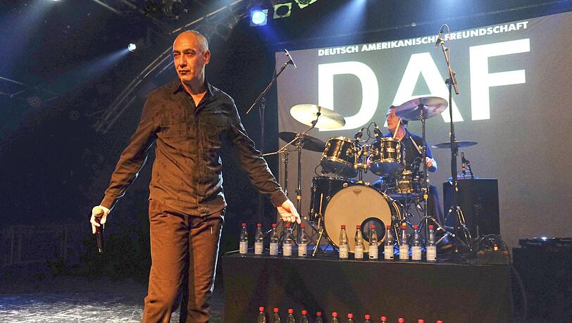 Gabi Delgado-Lopez von DAF live in der Markthalle, Hamburg, November 2017. Gabi Delgado-Lopez von DAF live in der Markthalle, Hamburg, November 2017.