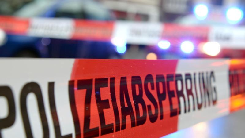 Ein Flatterband mit der Aufschrift "Polizeiabsperrung". Foto: Patrick Seeger/dpa/Symbolbild