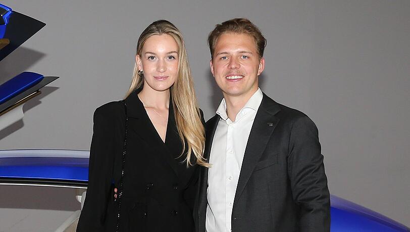 Joel Beckenbauer mit seiner Freundin Jessica. Joel Beckenbauer mit seiner Freundin Jessica.