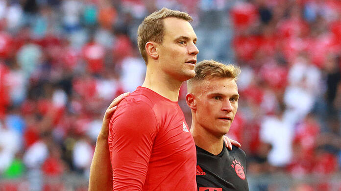 Beerbt Joshua Kimmich (r.) bald Manuel Neuer als Bayern-Kapitän? (Archivbild)