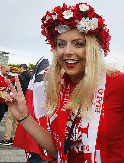 Es gibt nicht nur das hässliche Fan-Gesicht dieser Euro 2016. Sondern auch das schöne und kuriose. Sehen Sie hier die Bilder in unserer Galerie.