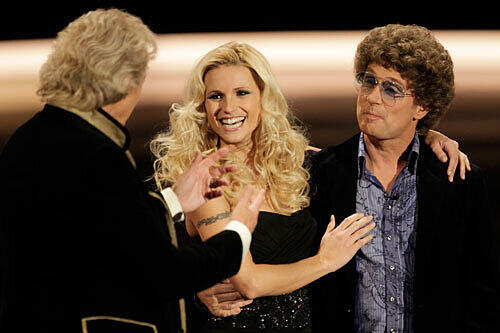 Seit Oktober 2009 moderiert Michelle Hunziker an der Seite von Thomas Gottschalk Wetten, dass..?