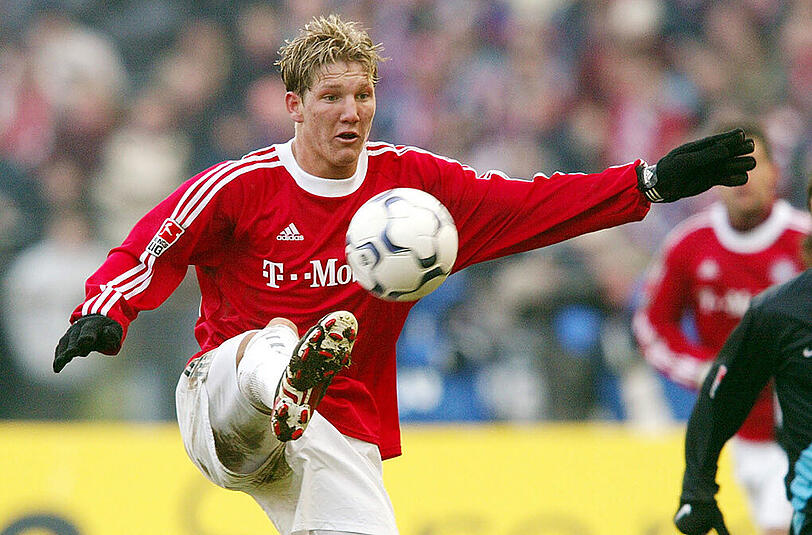 Münchner Derby TSV 1860 München gegen FC Bayern München am 15.02.2003. Die Bilder.
