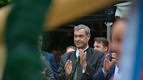 S&ouml;der ist mit dem bayerischen Kabinett auf Kurzbesuch in Br&uuml;ssel gewesen.