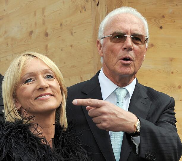 Traumhochzeit: Maria Riesch: Abfahrt ins Ehe-Glück - Promis - Abendzeitung München