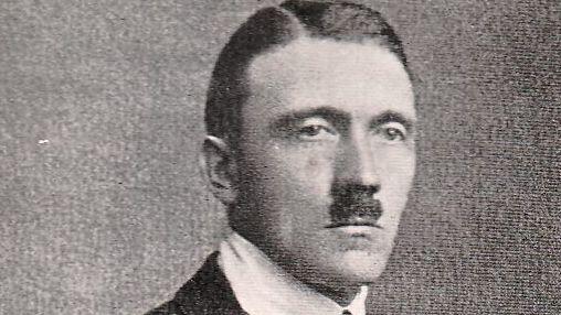 Adolf Hitler Anfang der 1920er Jahre.