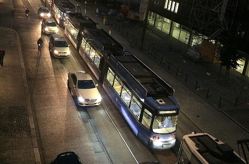 Zahlreiche Tram-Bahnen konnten am Dienstag erst später ausrücken.